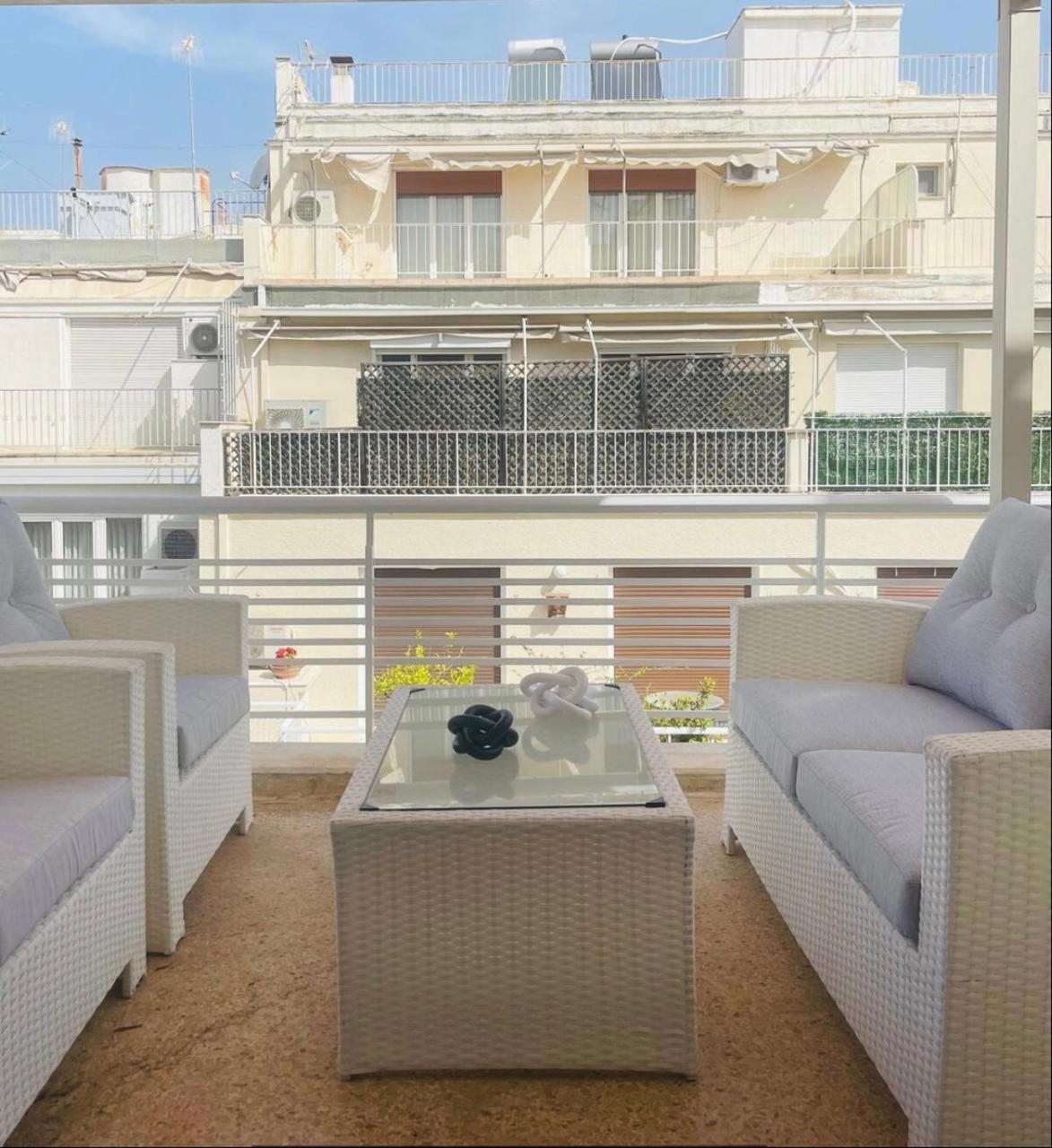 Overview Boutique Apartment Athena Bagian luar foto