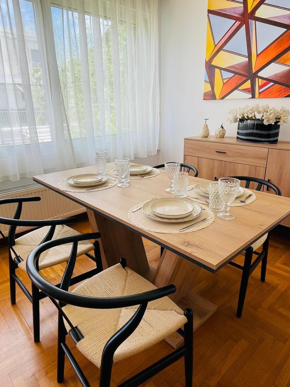 Overview Boutique Apartment Athena Bagian luar foto