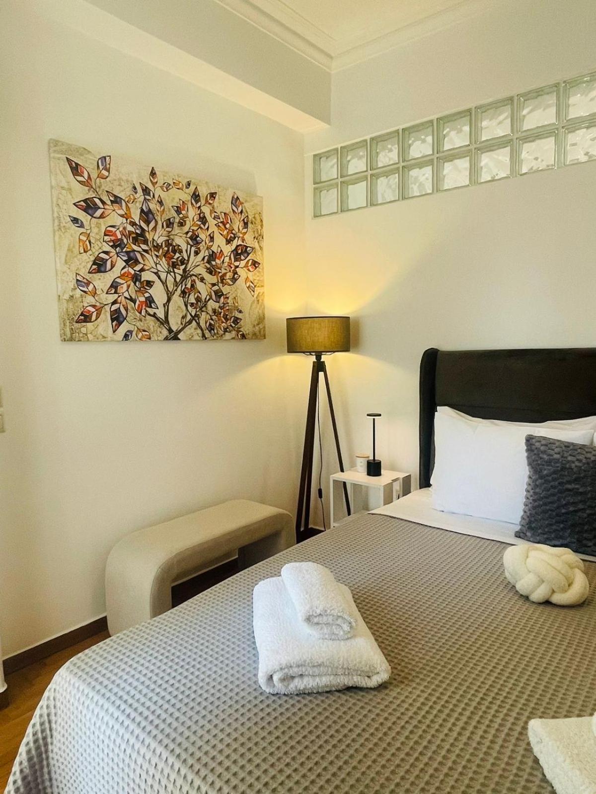 Overview Boutique Apartment Athena Bagian luar foto